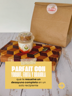 Parfait con yogurt, fruta y granola del Ya Está